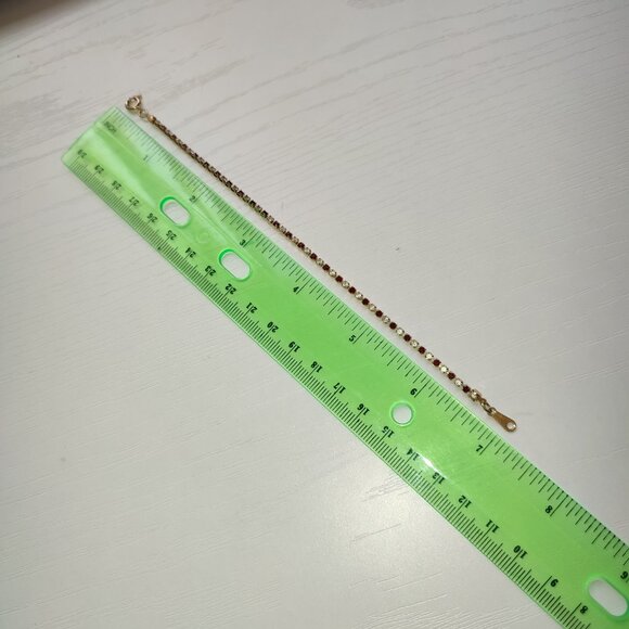 Red & White Stones Gold Bracelet Vintage Rhinestones Small Hand Wrist Boho - Picture 7 of 7